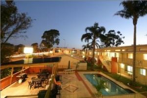 Kelanbri Holiday Apartments - Accommodation Daintree