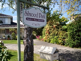 Silwood Park Holiday Unit - Accommodation Daintree