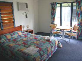 Sleepy Lagoon Hotel Motel - Accommodation Daintree
