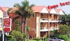 Harbour Royal Motel - Accommodation Daintree