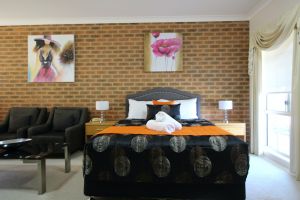 Motel Views Yackandandah - Accommodation Daintree